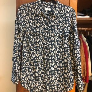 Equipment Silk dark turquoise leopard print Button down size S/P
